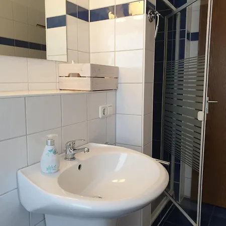 Karlshagen, Rotkehlchen Lejlighed