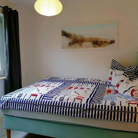 Karlshagen, Rotkehlchen *